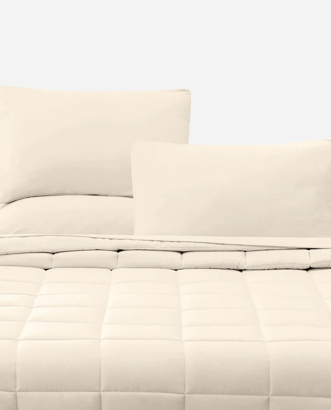 Perform Performex Comforter Set